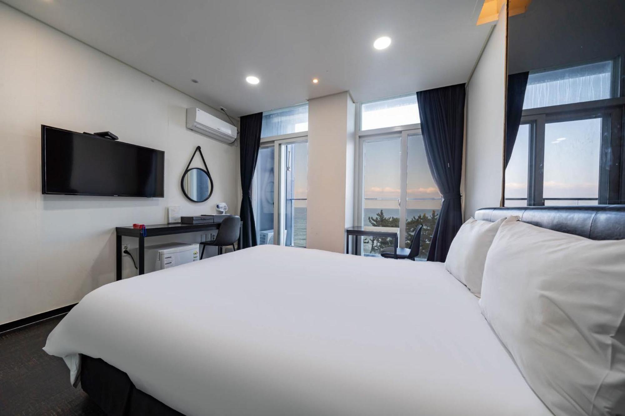 Gangneung Gyeongpodae Hotel Cube Eksteriør bilde