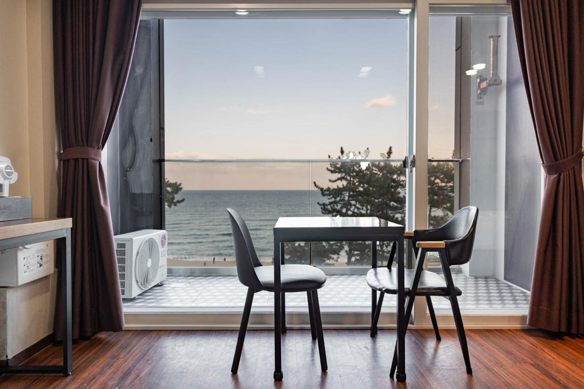 Gangneung Gyeongpodae Hotel Cube Eksteriør bilde